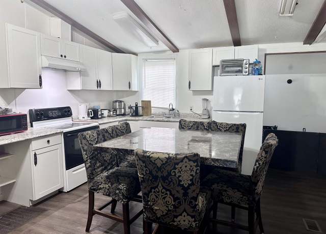 Property at 3273 Connie Dr, Tallahassee, FL 32311, 3 beds, 2 baths