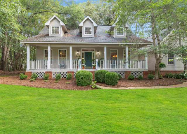 Property at 1961 Chatsworth Way, Tallahassee, FL 32309, 3 beds, 2.5 baths