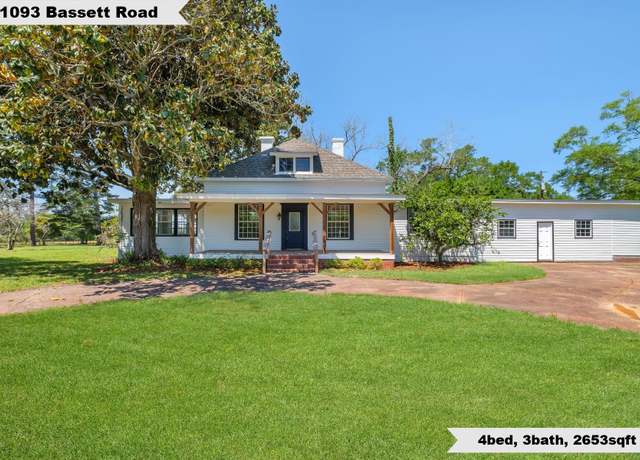 Property at 1093 Bassett Rd, Quincy, FL 32351, 4 beds, 2 baths