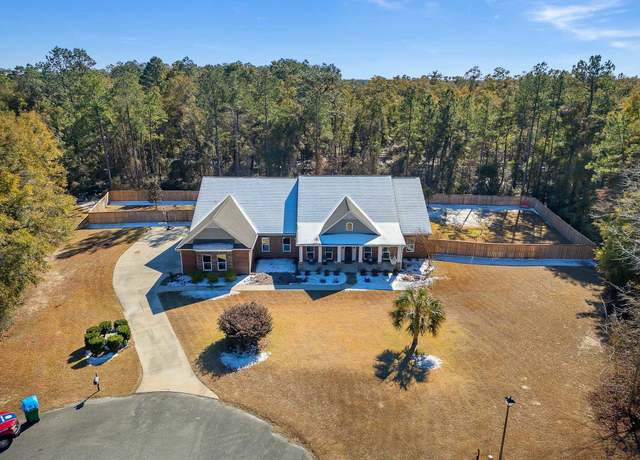 Property at 63 Daffodil Cv, Crawfordville, FL 32327, 4 beds, 3.5 baths