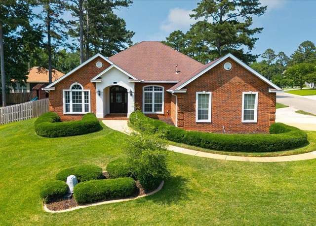 Property at 4664 Fledgling Dr, Tallahassee, FL 32311, 4 beds, 2.5 baths