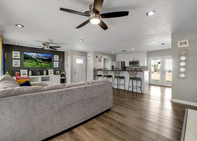 Property at 2214 Oxford Rd, Tallahassee, FL 32304, 4 beds, 3 baths