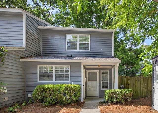 Property at 1138 Cherry Laurel St, Tallahassee, FL 32308, 2 beds, 2.5 baths