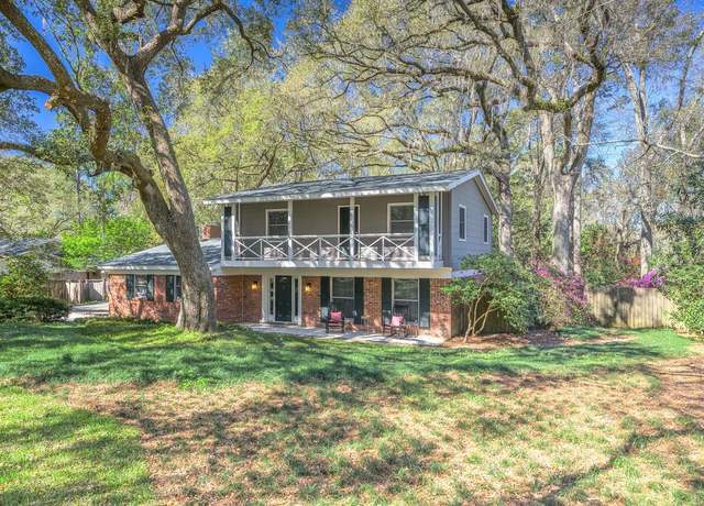 Property at 3128 Ortega Dr, Tallahassee, FL 32312, 4 beds, 2.5 baths