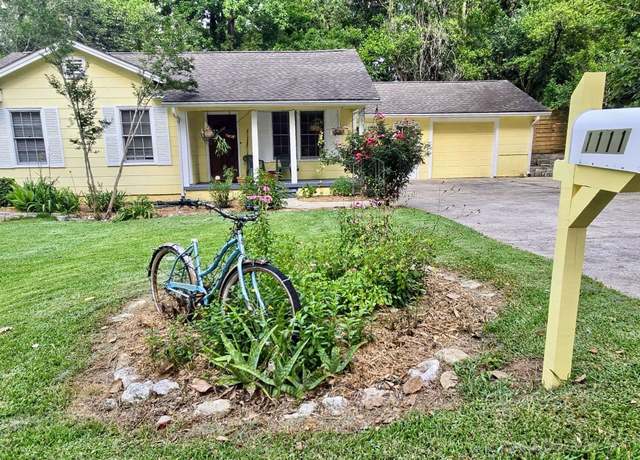 Property at 1111 Carraway St, Tallahassee, FL 32308, 3 beds, 2 baths