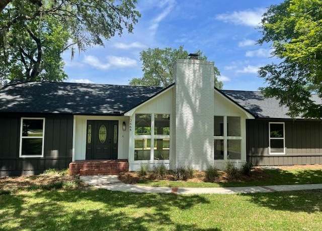 Property at 2668 Bantry Bay Dr, Tallahassee, FL, 4 beds, 3 baths