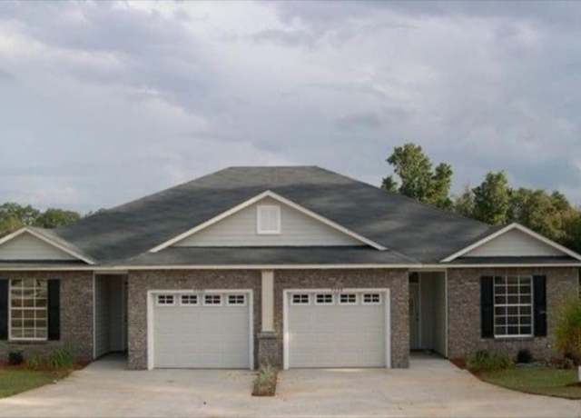 Property at 5594 Hampton Hill Cir, Tallahassee, FL 32311, 3 beds, 2 baths