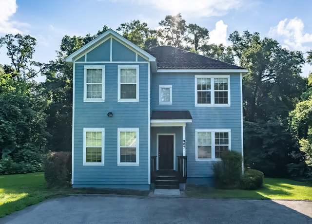 Property at 907 Buena Vista Dr, Tallahassee, FL 32304, 4 beds, 4 baths