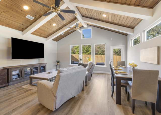 Property at 3693 Meadow Vista Ln, Tallahassee, FL 32308, 3 beds, 2.5 baths