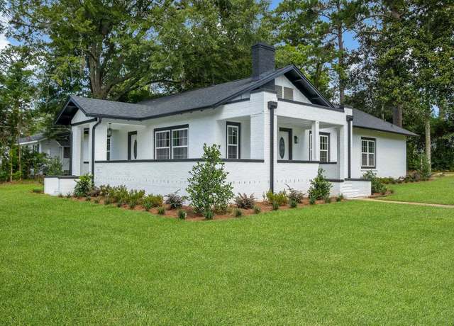 Property at 502 N 11th St, Quincy, FL 32351, 3 beds, 2 baths