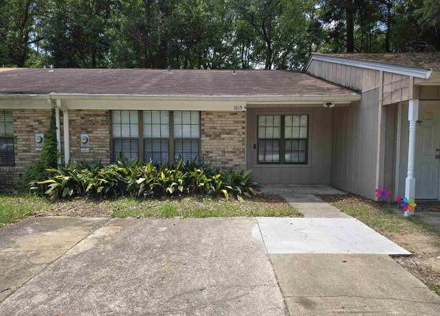 Property at 1815 Hartsfield Rd #4, Tallahassee, FL, 2 beds, 1.5 baths