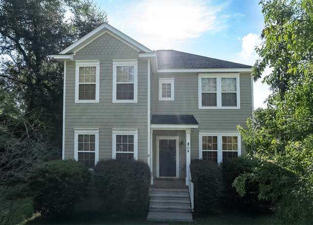 Property at 909 Buena Vista Dr, Tallahassee, FL 32304, 4 beds, 4 baths