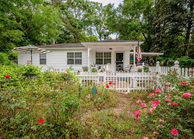 Property at 319 Gaile Ave, Tallahassee, FL 32305, 3 beds, 1 bath