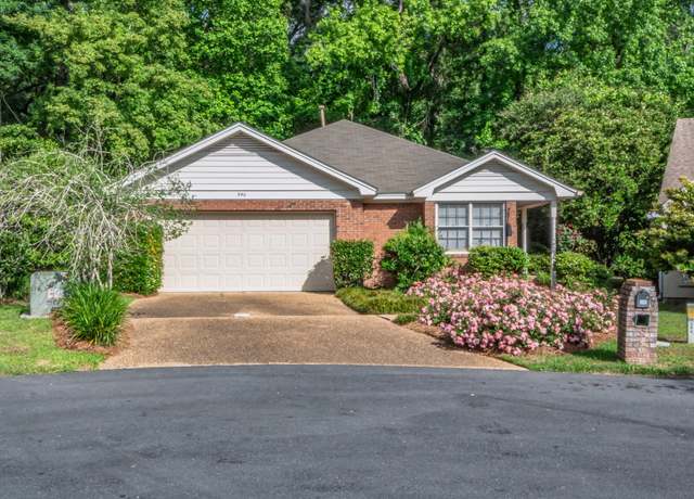 Property at 346 Remington Run Ct, Tallahassee, FL 32312, 3 beds, 2 baths