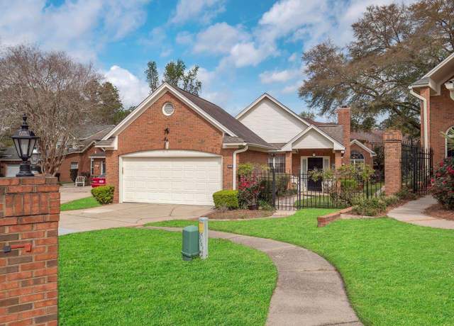 Property at 4012 Dutchess Ct, Tallahassee, FL 32309, 2 beds, 2 baths