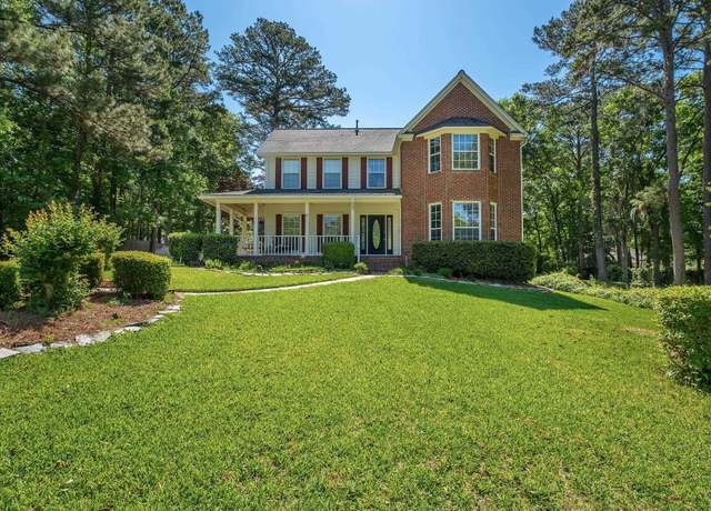 Property at 586 Meadow Ridge Dr, Tallahassee, FL 32312, 4 beds, 3 baths