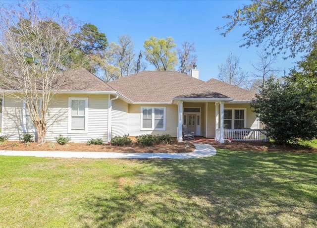 Property at 1785 Benado Lomas Dr, Tallahassee, FL 32317, 4 beds, 2.5 baths