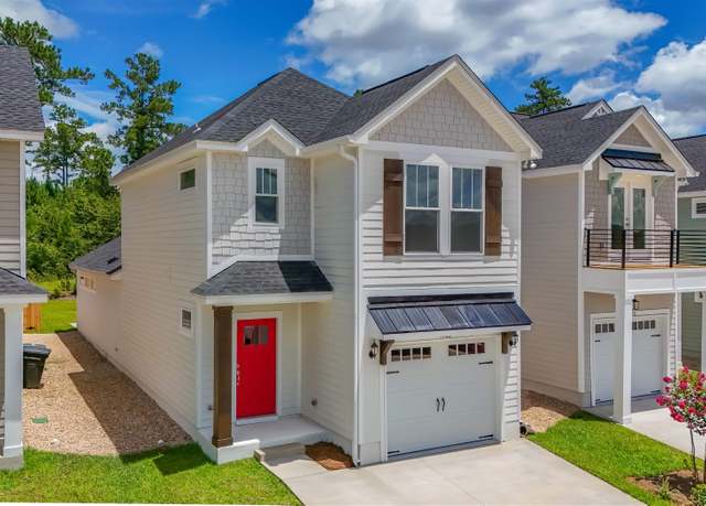 Property at 1366 Landon Hills Dr, Tallahassee, FL 32312, 3 beds, 2.5 baths