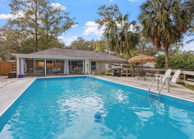 Property at 2213 Yaupon Dr, Tallahassee, FL 32303, 3 beds, 2 baths