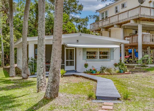 Property at 21 West Point Dr, Crawfordville, FL 32327, 2 beds, 1 bath