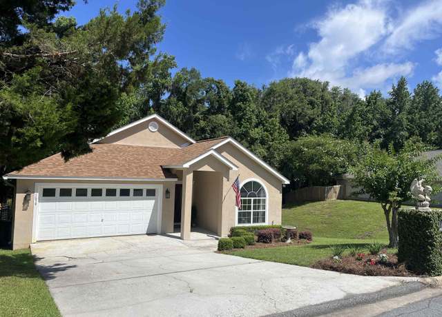 Property at 1570 Applewood Way, Tallahassee, FL 32312, 3 beds, 2 baths