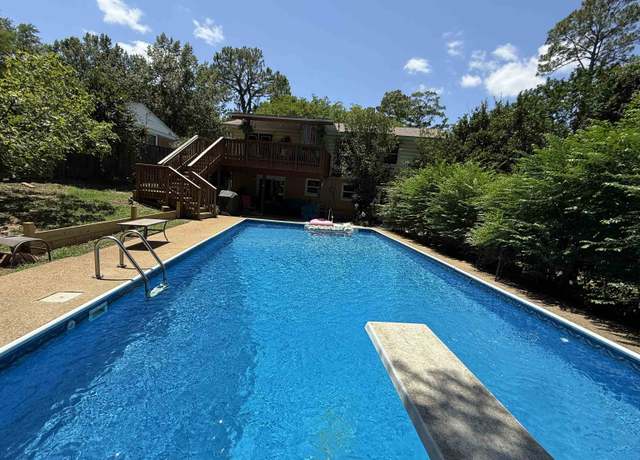 Property at 1812 Ivan Dr, Tallahassee, FL 32303, 5 beds, 2 baths