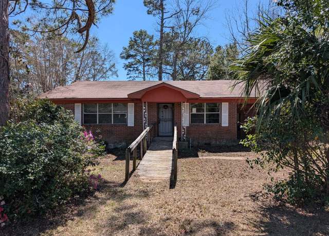 Property at 617 Howard Ave, Tallahassee, FL 32310, 3 beds, 2 baths