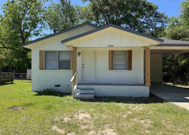 Property at 1929 Flagler St, Quincy, FL 32351, 3 beds, 1 bath