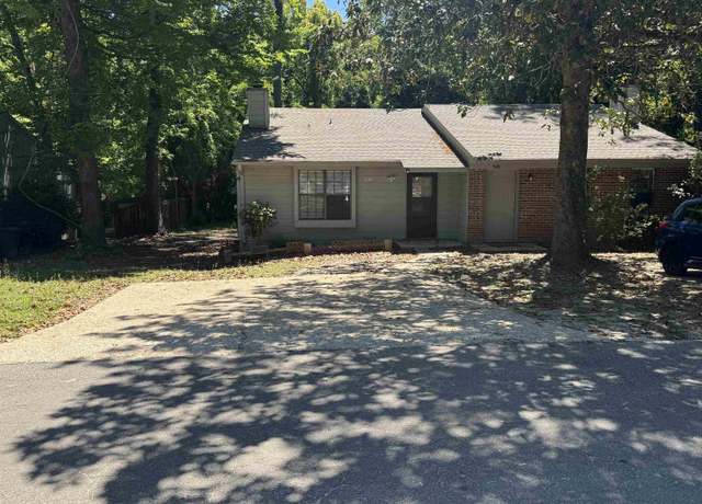 Property at 2185 Victory Garden Ln, Tallahassee, FL 32301, 2 beds, 1.5 baths