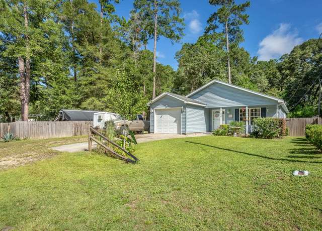 Property at 50 Cayuse Drive Dr, Crawfordville, FL 32327, 2 beds, 2 baths