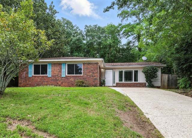 Property at 2780 Raintree Cir, Tallahassee, FL 32308, 3 beds, 2 baths