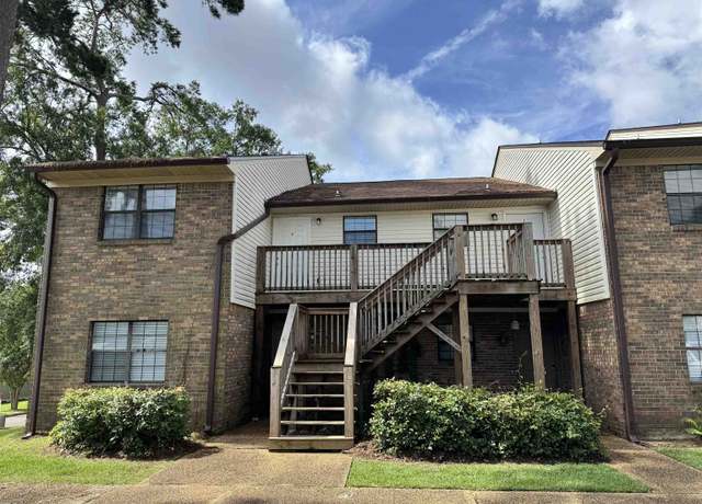 Property at 1108 Green Tree Ct #1, Tallahassee, FL 32304, 2 beds, 2 baths