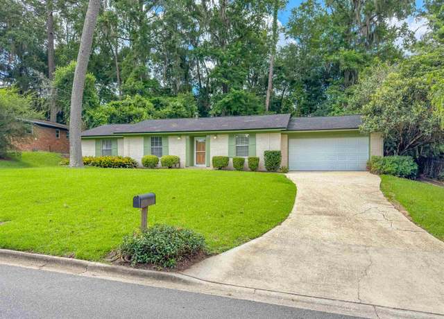 Property at 305 Starmount Dr, Tallahassee, FL 32303, 3 beds, 2 baths
