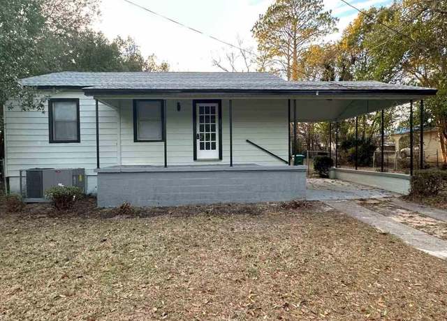 Property at 22 Pittman St, Quincy, FL 32351, 3 beds, 2 baths