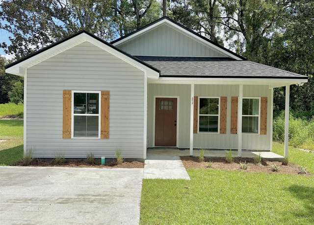 Property at 23 J R Milton, Crawfordville, FL 32327, 3 beds, 2 baths