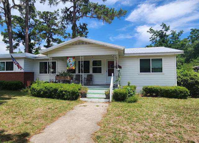 Property at 195 SE Emma Pl, Lake City, FL 32025, 3 beds, 1.5 baths