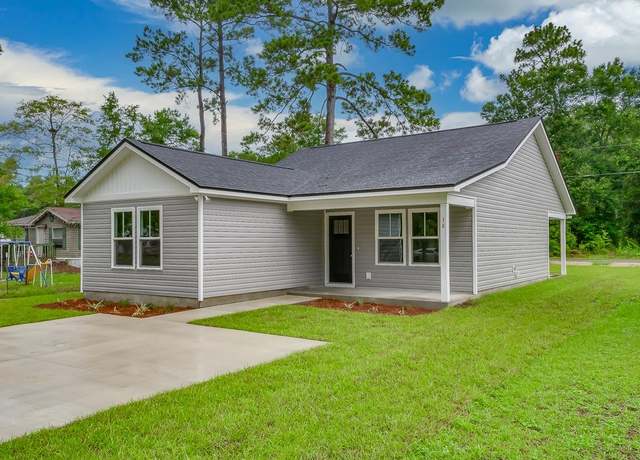 Property at 115 Navajo Trl, Crawfordville, FL 32327, 3 beds, 2 baths