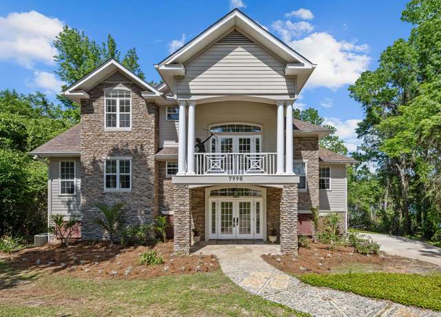 Property at 7998 Lochknoll Ln, Tallahassee, FL 32312, 3 beds, 2 baths