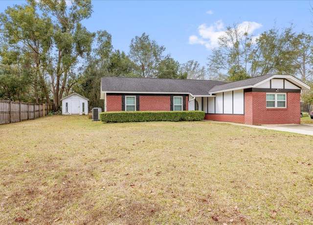 Property at 8605 Kingston Ct, Tallahassee, FL 32311, 4 beds, 2 baths