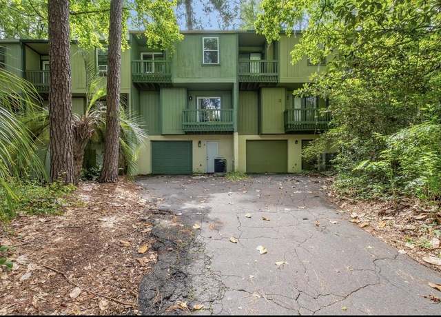 Property at 1200 Cross Creek Way #4, Tallahassee, FL 32301, 2 beds, 2.5 baths