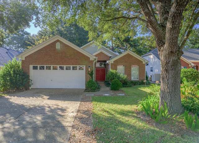 Property at 157 Love Ridge Ct, Tallahassee, FL 32312, 3 beds, 2 baths