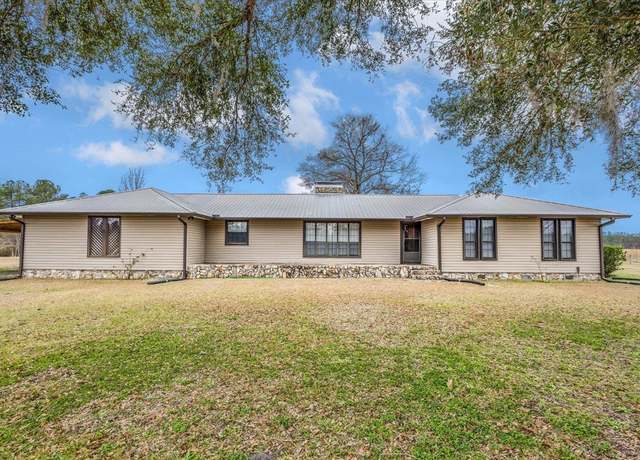 Property at 4287 Bassett Dairy Rd, Monticello, FL 32344, 4 beds, 3 baths