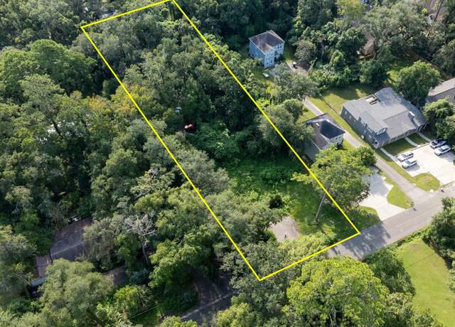 Property at 911 Buena Vista Dr, Tallahassee, FL 32304