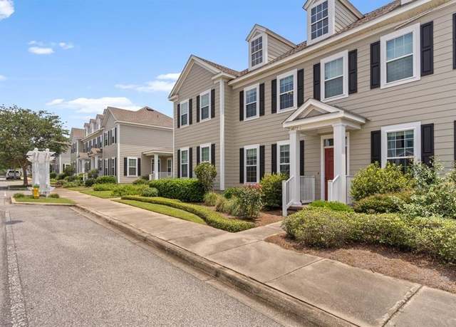 Property at 4075 Colleton Ct, Tallahassee, FL 32311, 2 beds, 2.5 baths
