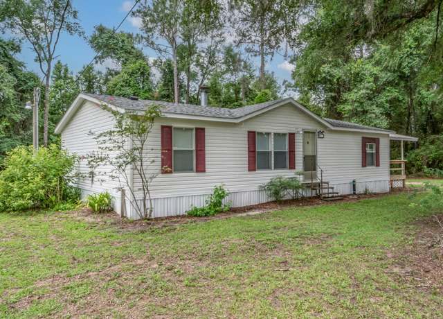 Property at 61 Maido St, Crawfordville, FL 32327, 3 beds, 2 baths