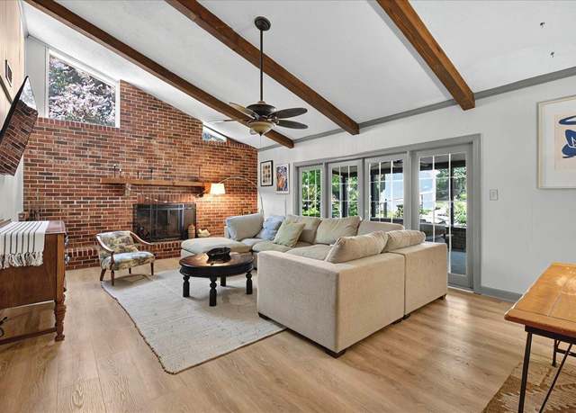 Property at 7390 Skipper Ln, Tallahassee, FL 32317, 4 beds, 3 baths