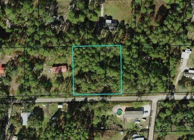 Property at 133 West Dr, Carrabelle, FL 32322