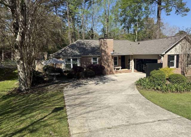 Property at 3045 Harpers Ferry Dr, Tallahassee, FL 32308, 3 beds, 2 baths