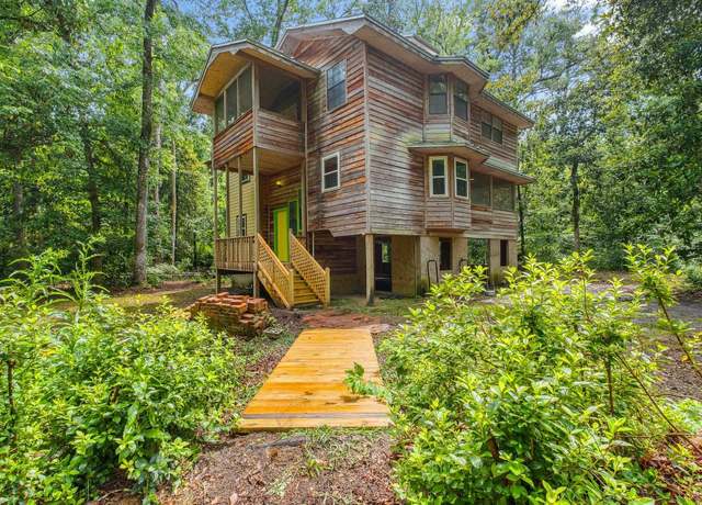 Property at 3700 Honey Bee Pt, Tallahassee, FL 32309, 1 bed, 1 bath