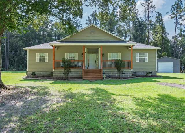 Property at 131 W Summerwind Cir, Crawfordville, FL 32327, 4 beds, 2 baths